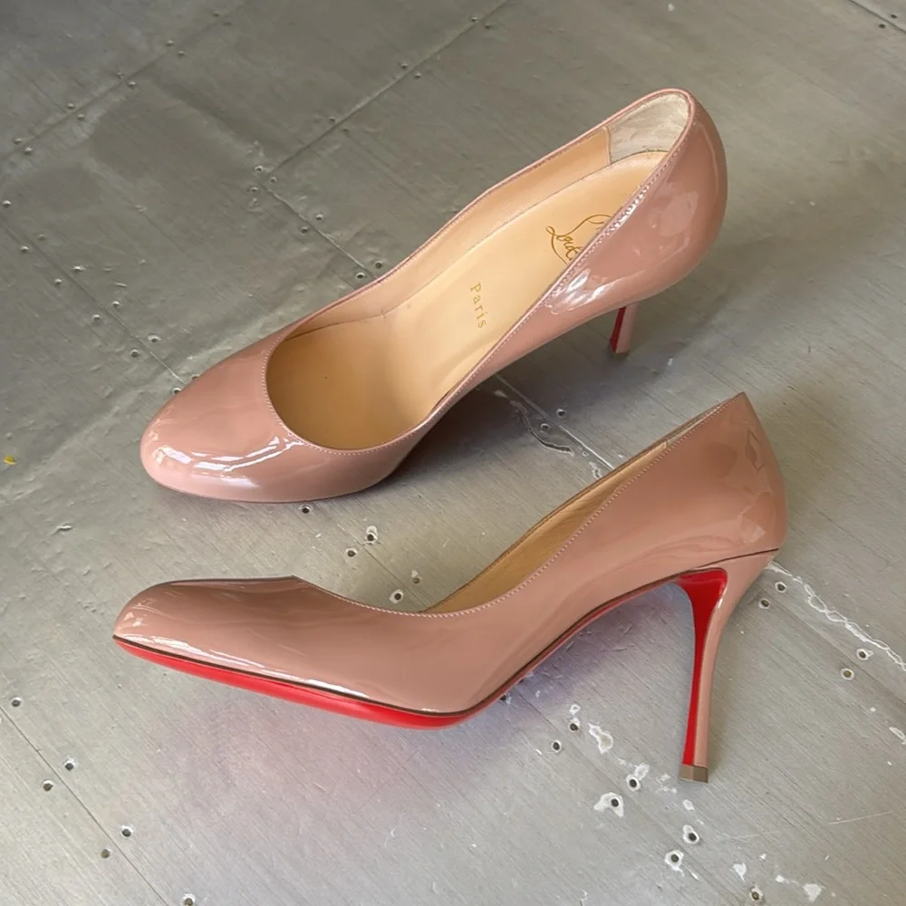 Christian Louboutin dolly pump nude patent 85mm stiletto round toe pump sz 39.5